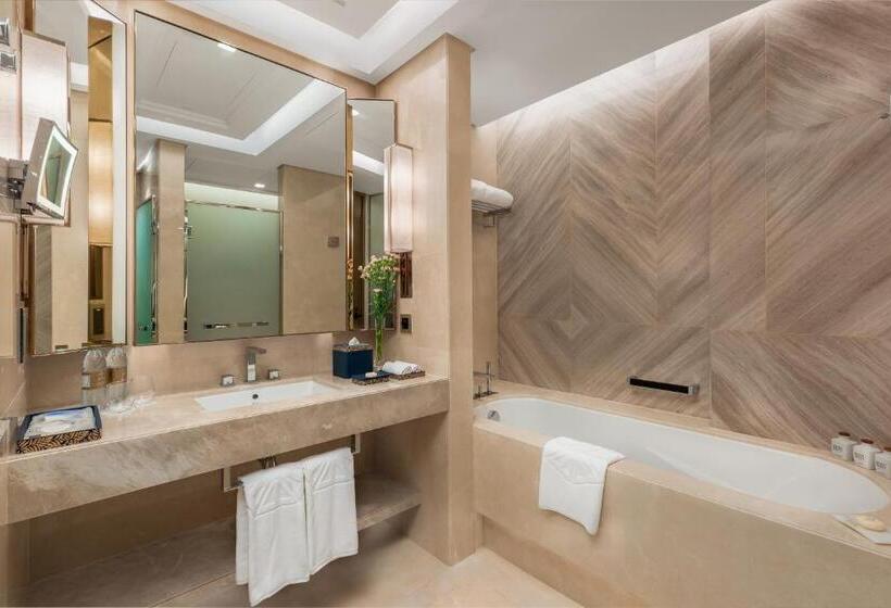 اتاق لوکس با چشم‌انداز دریا, Taj Exotica Resort & Spa, The Palm, Dubai