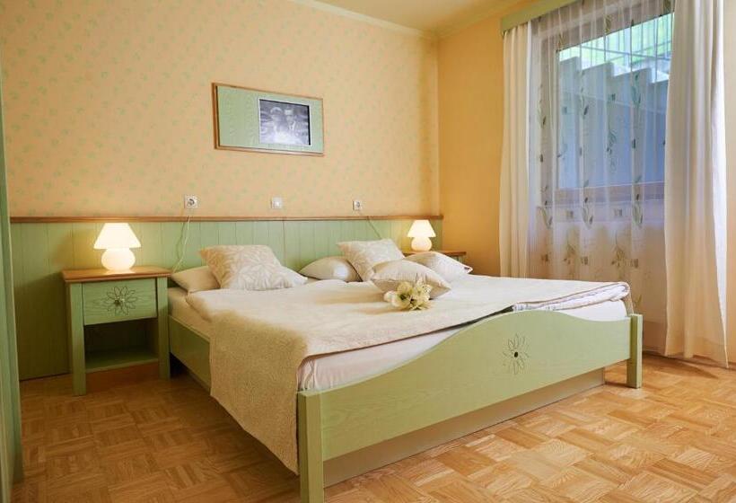 1 Bedroom Family Apartment with Balcony, Eco Terme Snovik, Kamnik