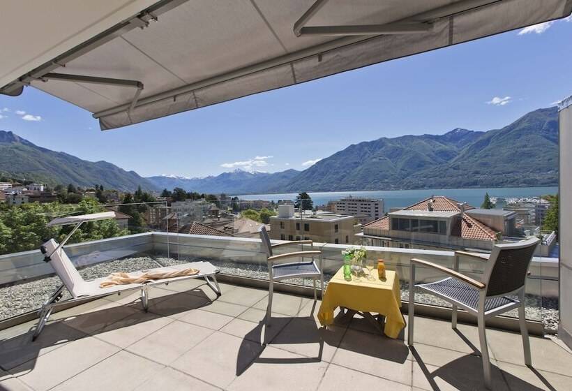 Mini Suite, Muralto