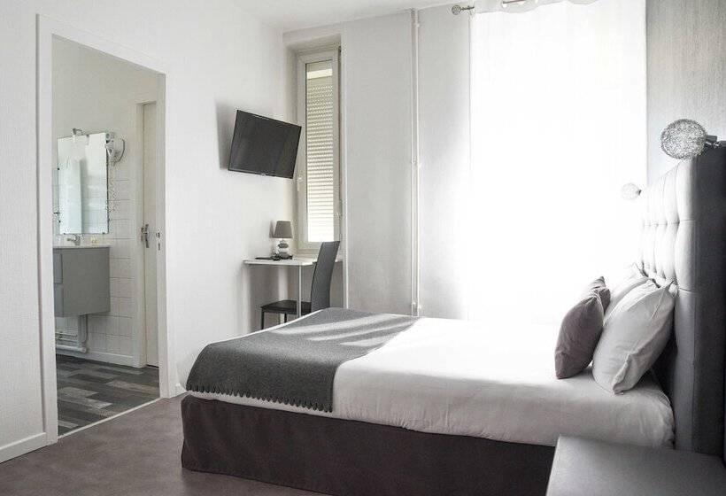 اتاق استاندارد, L Europe   Cholet Gare