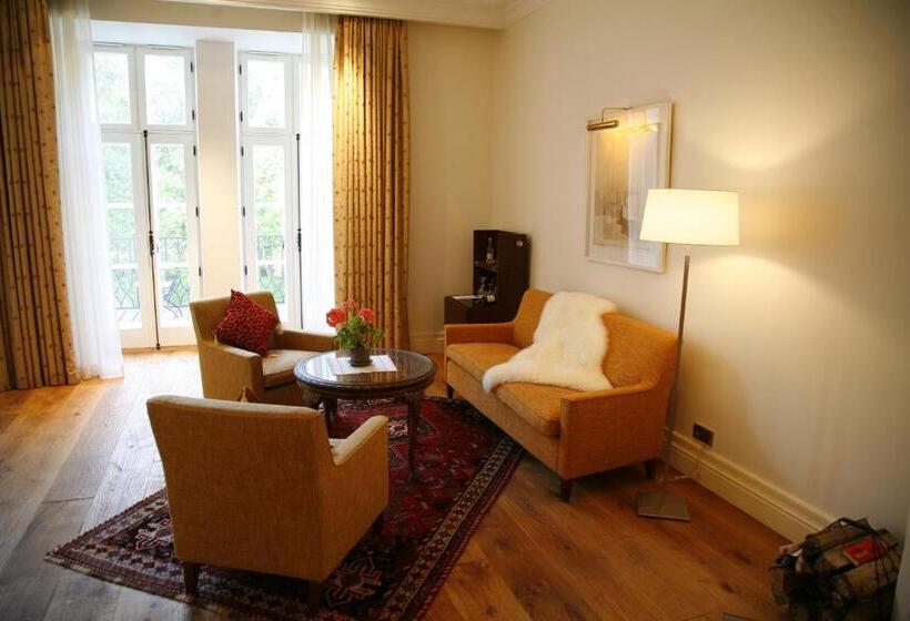 سوییت سوپریور, Pädaste Manor