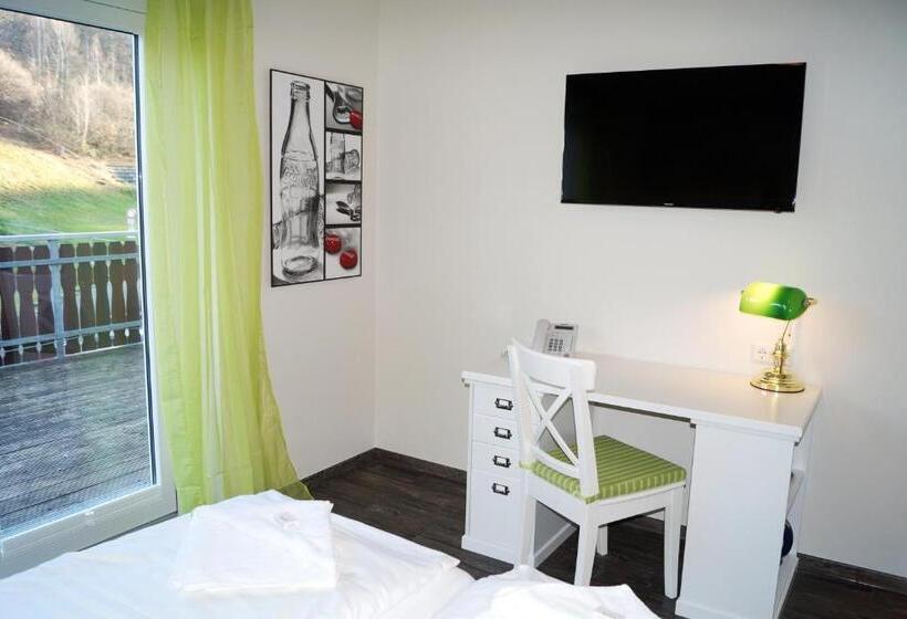 اتاق استاندارد با بالکن, Regiohotel Schanzenhaus Wernigerode