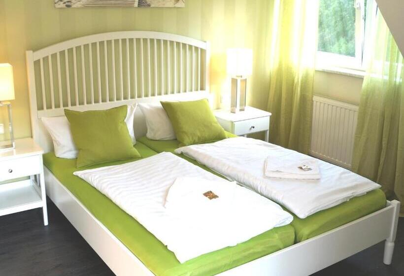اتاق استاندارد با بالکن, Regiohotel Schanzenhaus Wernigerode