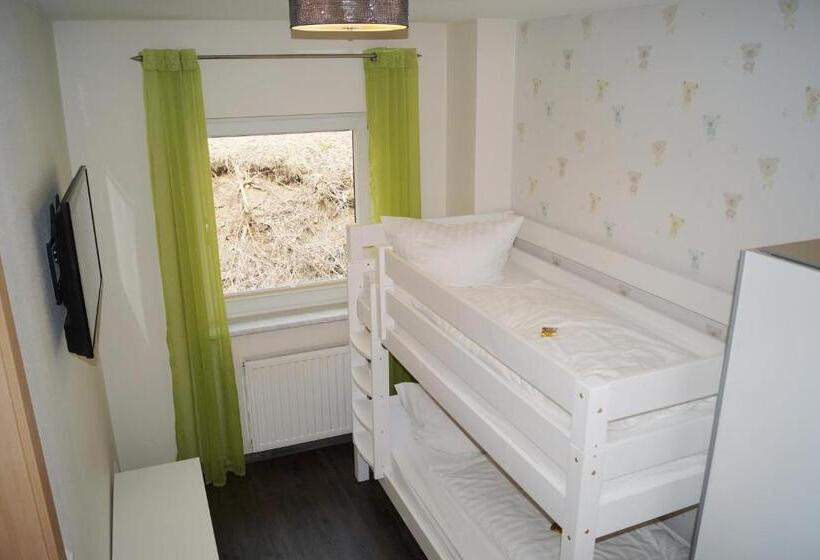 اتاق خانوادگی, Regiohotel Schanzenhaus Wernigerode