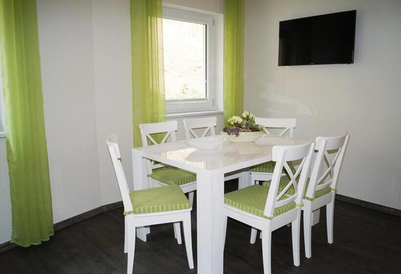 اتاق خانوادگی, Regiohotel Schanzenhaus Wernigerode