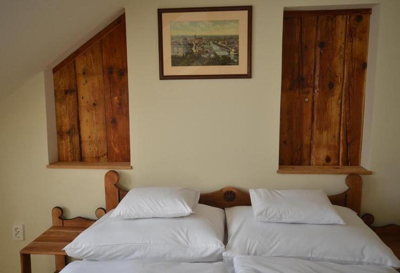 اتاق سوپریور یک تخته, Révész Hotel, Restaurant And Rosa Spa