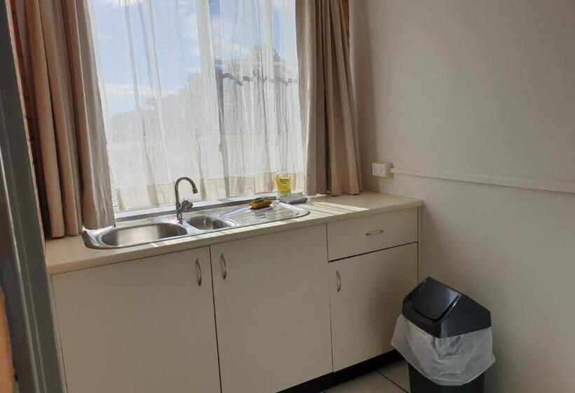 高级大房间, Park Drive Motel