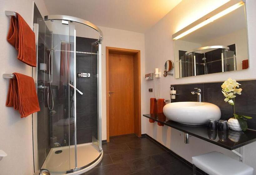 Номер Стандарт, Altstadthotel An Der Werra