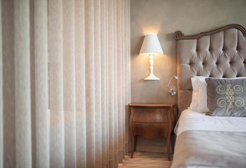 Номер Deluxe Вид на Озеро, Grand Hotel Fasano