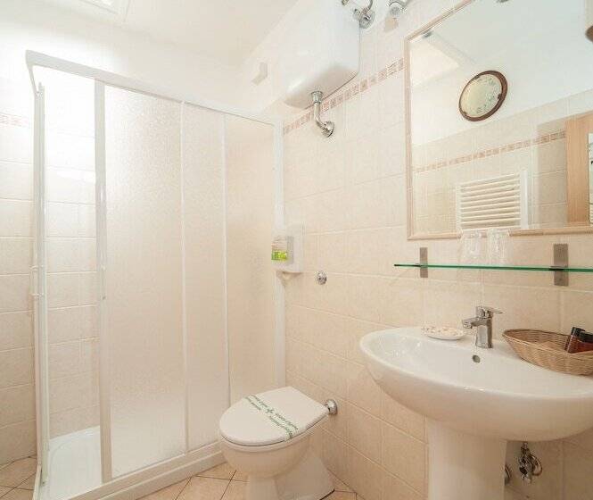 标准间, Albergo Etruria
