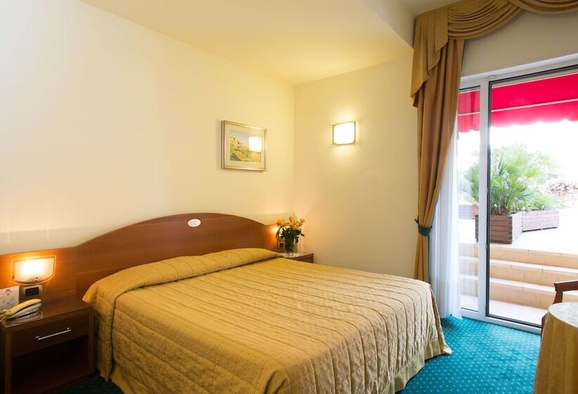 Номер Комфорт, Capri Bardolino 3s