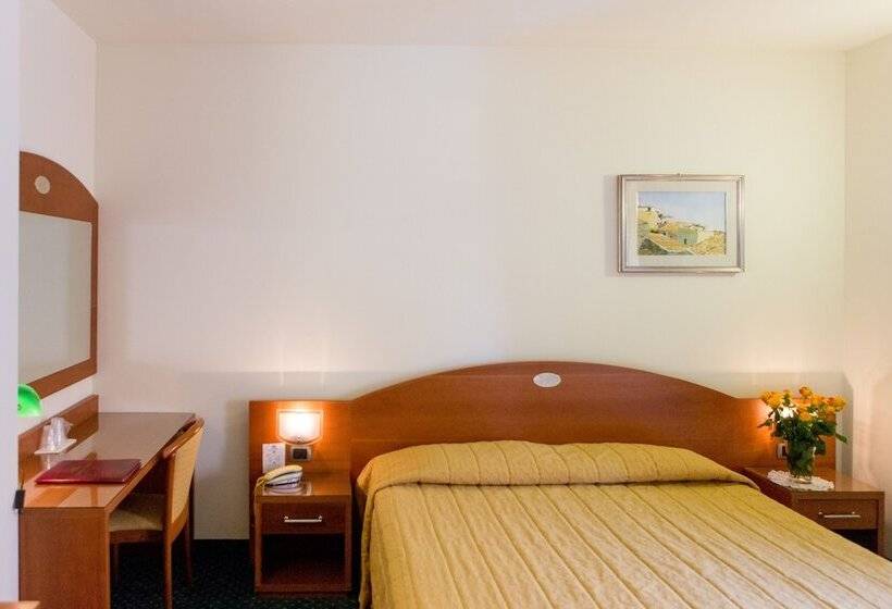 Номер Комфорт, Capri Bardolino 3s