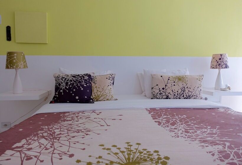 Suíte Deluxe, Casa Amarelo Par Robert Le Héros