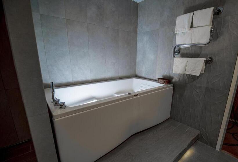 اتاق لوکس, Fra Mare Thalasso Spa