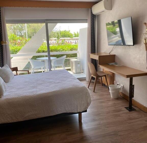Номер Стандарт Адаптированный для Инвалидов, Hôtel Saint Clair, Côté Plage