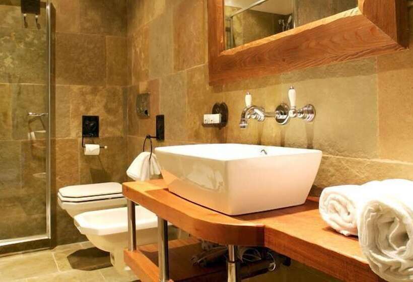 اتاق استاندارد, Relais Del Nazionale