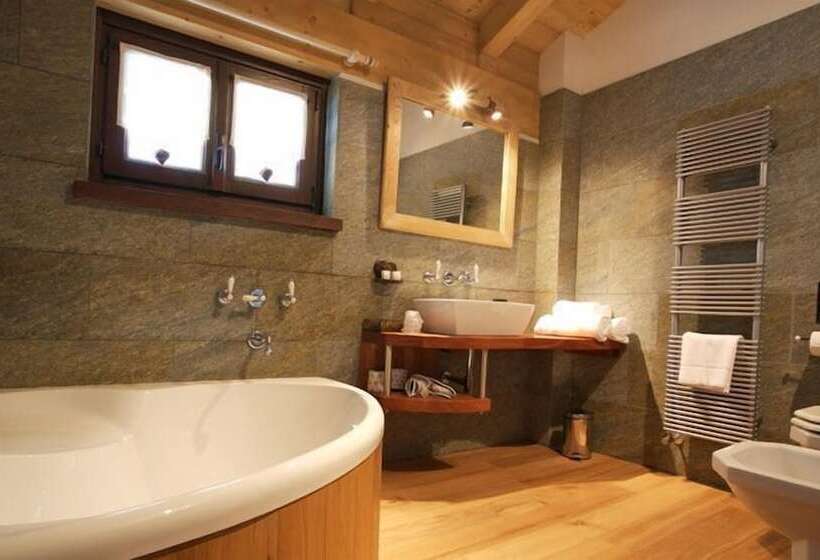 اتاق استاندارد, Relais Del Nazionale