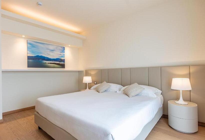 Трехместный Номер Комфорт, Leonardo Hotel Lago Di Garda   Wellness And Spa