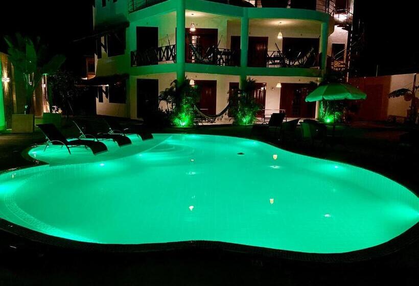 غرفة ديلوكس عائلية, E Pousada Cumbuco Guesthouse