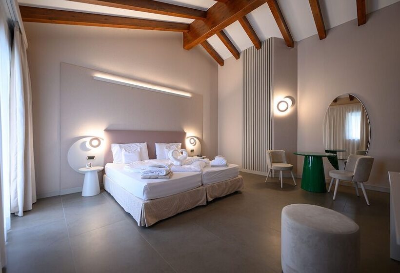 Полулюкс с Балконом, Villa Nicolli Romantic Spa Resort   Adults Only