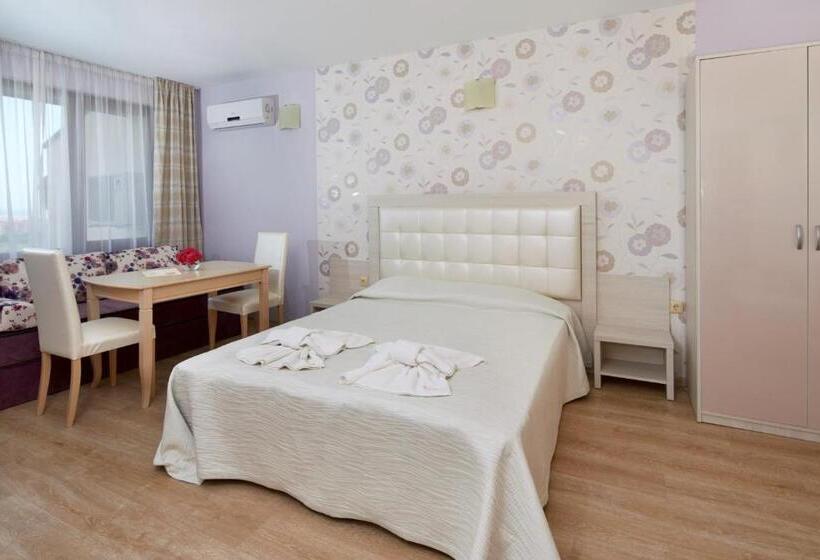 استودیوی استاندارد, Relax Holiday Complex & Spa