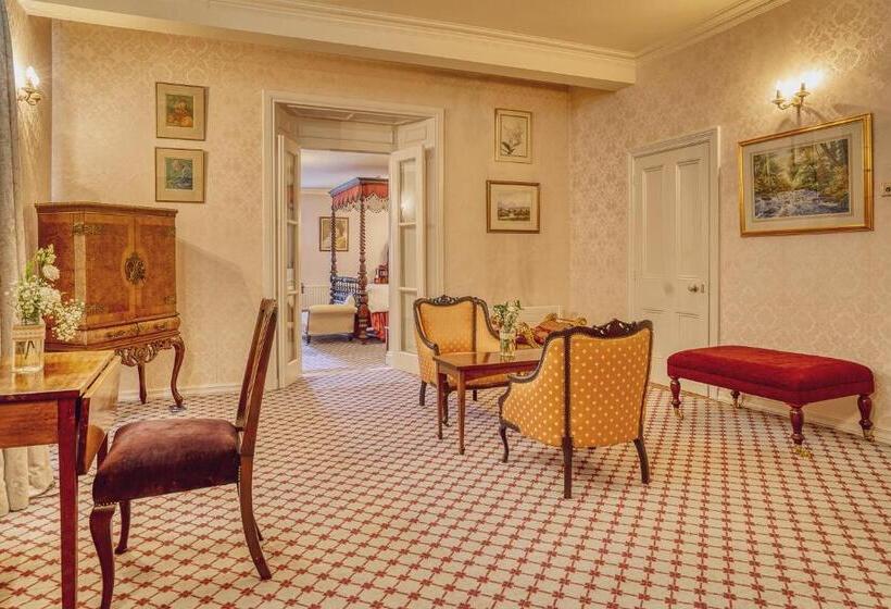 سوییت, Castle Grove Country House