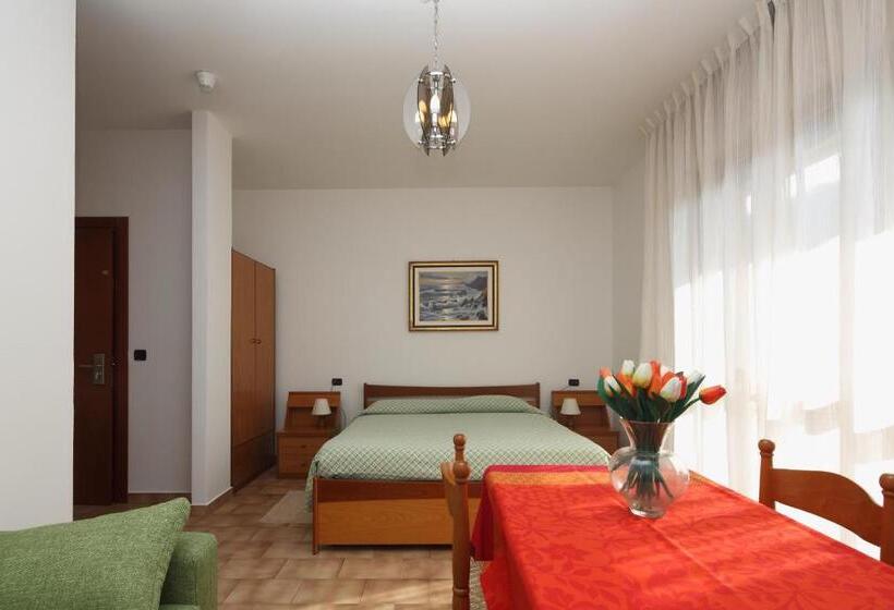 Студио Comfort, Residence Hotel Kriss
