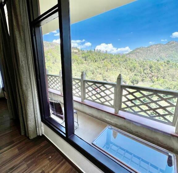اتاق سوپریور, Sea Hawk Hill Resort A Luxury Boutique Resort, 20 Km From Nainital