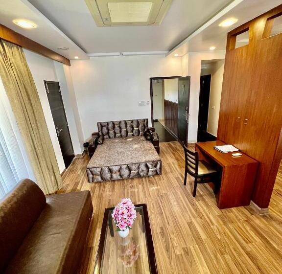 اتاق سوپریور, Sea Hawk Hill Resort A Luxury Boutique Resort, 20 Km From Nainital