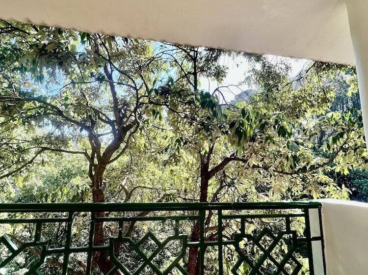 اتاق لوکس, Sea Hawk Hill Resort A Luxury Boutique Resort, 20 Km From Nainital