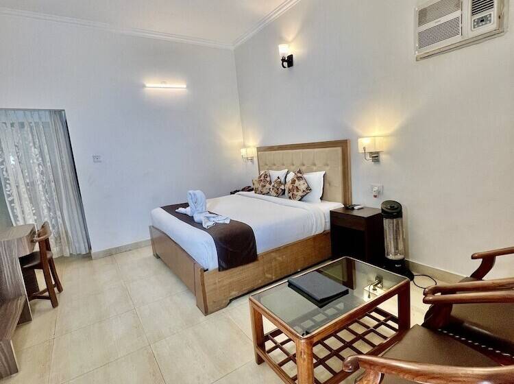 اتاق لوکس, Sea Hawk Hill Resort A Luxury Boutique Resort, 20 Km From Nainital