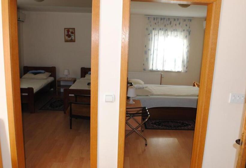 آپارتمان 2 خوابه, Vila Delux
