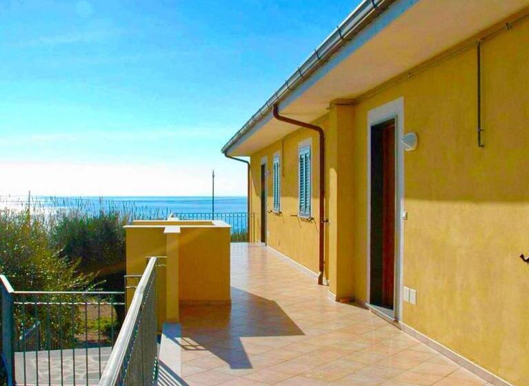 Апартаменты 1 Спальня с Террасой, Elvira Residence Villammare