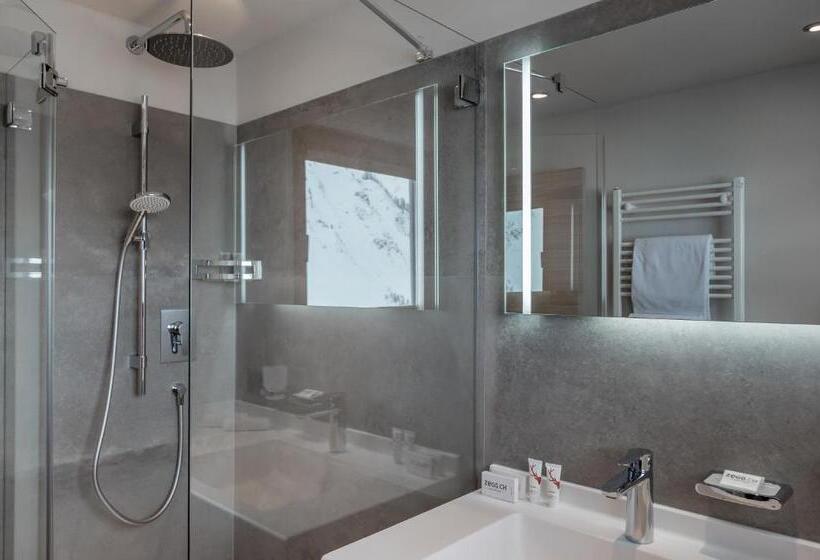 سوئیت با بالکن, Chalet Silvretta Hotel & Spa