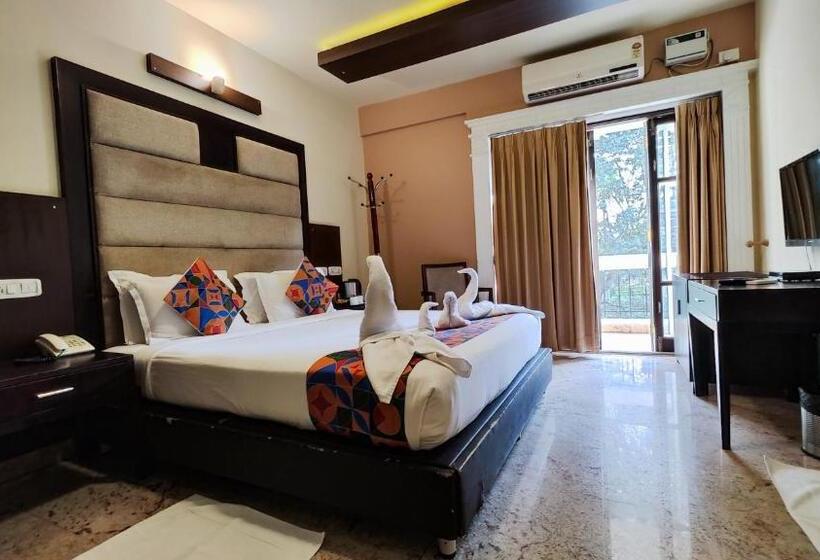 اتاق لوکس, Crystal Paark Inn By Blu Orchid Groups