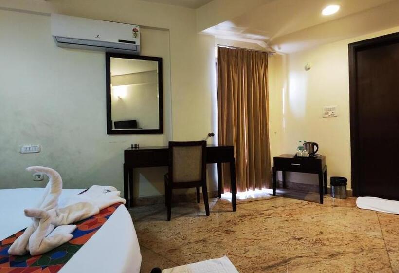 اتاق استاندارد با بالکن, Crystal Paark Inn By Blu Orchid Groups