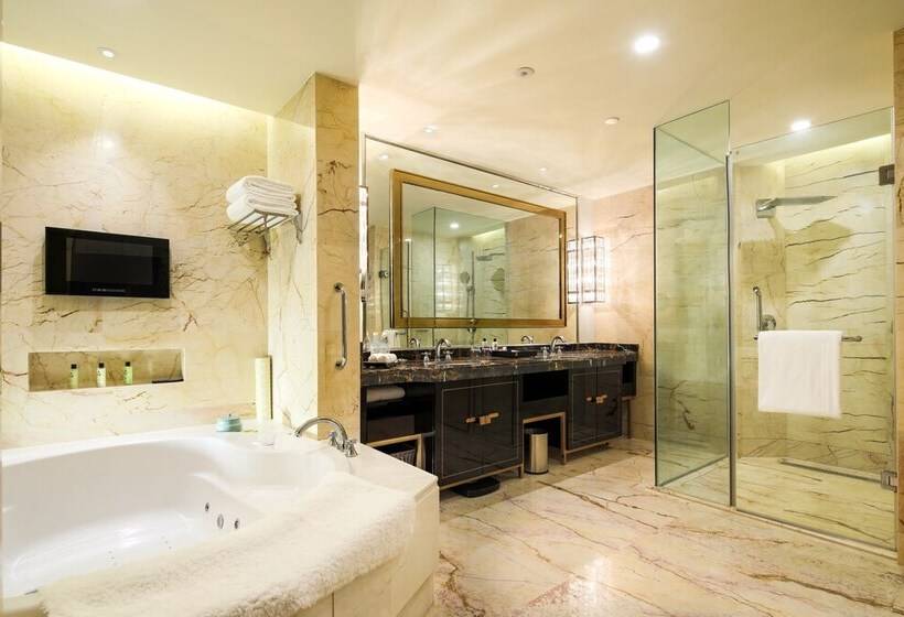 Номер Классика Двуспальная Кровать, Intercontinental Sancha Lake, An Ihg
