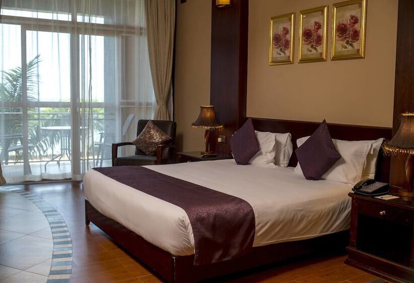 带景观的带双人床的标准间, Protea Hotel By Marriott Entebbe