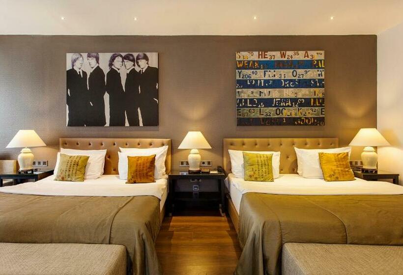 سوییت خانوادگی, Quentin Boutique Hotel