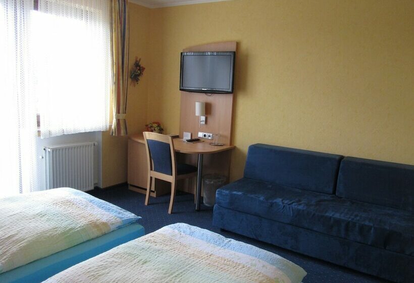 Номер Стандарт, Land Gut Hotel Zur Burg Nürburg