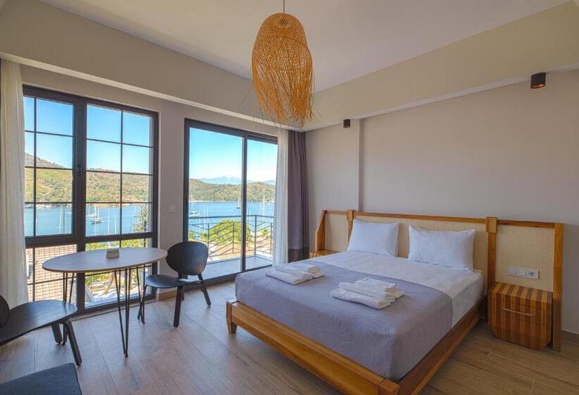 اتاق خانوادگی با چشم‌انداز دریا, Bliss Loft