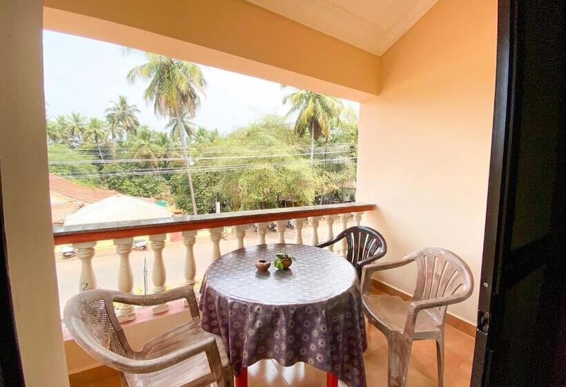 اتاق لوکس با بالکن, Nomadgao Vila Nova   Comfort, Great Views, Fast Wifi & Interesting People