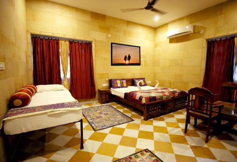 キングサイズベッドのスーペリアルーム, The Jaigarh Palace Jaisalmer