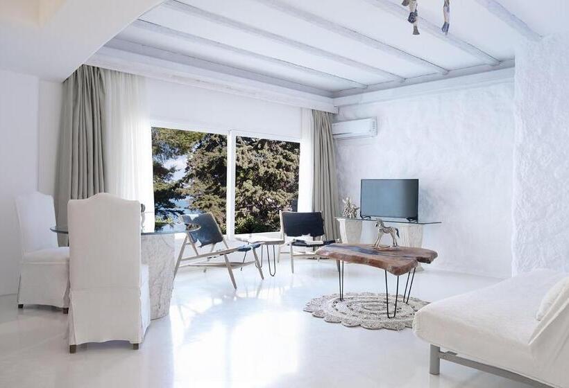 سوئیت با تخت بزرگ, Yasos Suites