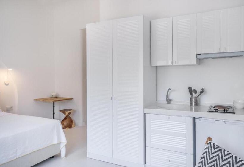 سوییت, Yasos Suites