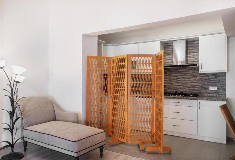 Standard Triple Room with Terrace, Yasos Suites