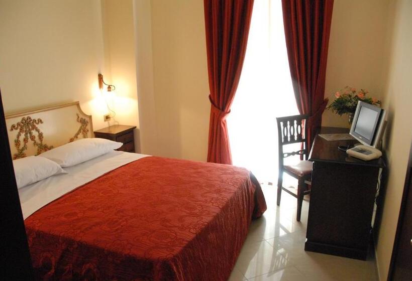 Номер Deluxe с Балконом, Garibaldi Relais