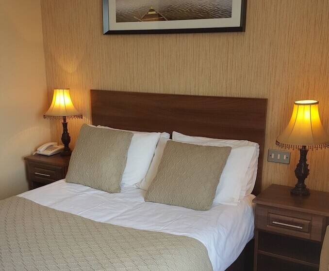 اتاق استاندارد یک نفره, Rosslare