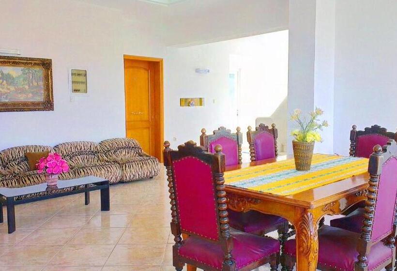 ویلای یک اتاق خوابه با استخر شنا, Villa Agnanti Boutique