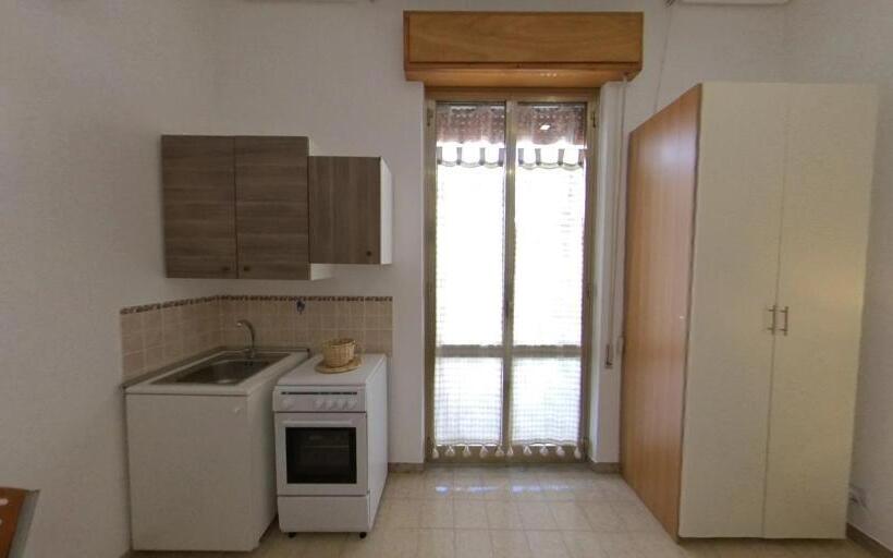 استودیوی استاندارد, Stella Maris Marzamemi Apartments